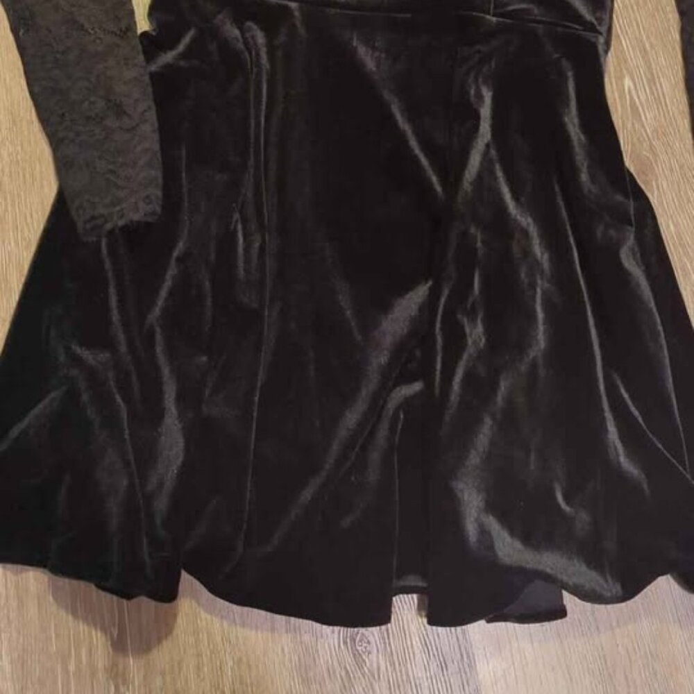 Disturbia vice lace sleeve velour mini dress size 10 new - Picture 6 of 6